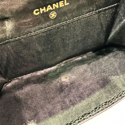 Chanel CC Logo Bifold Wallet Caviar Leather — view 5