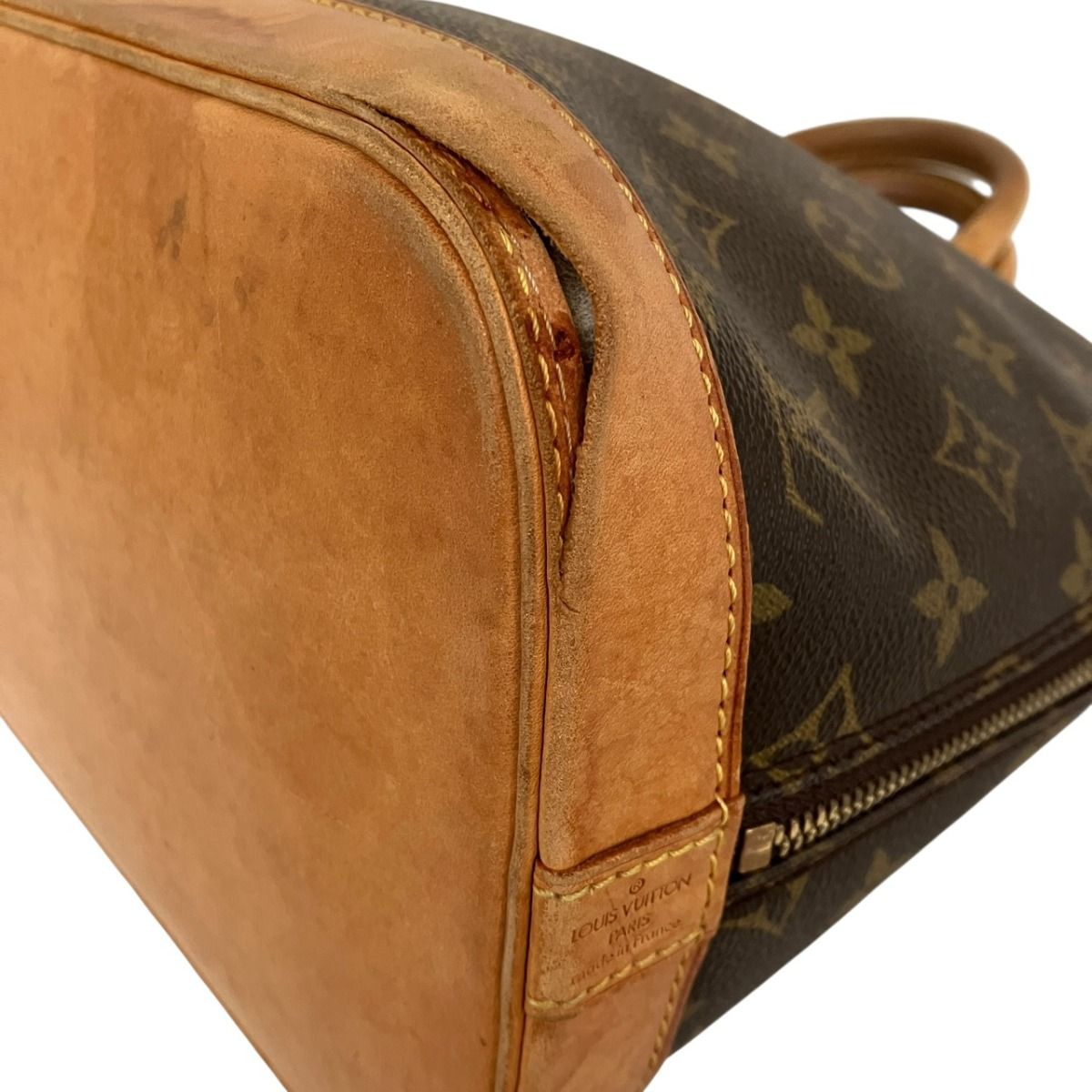 Louis Vuitton Alma Monogram Handbag Leather Canvas — view 8