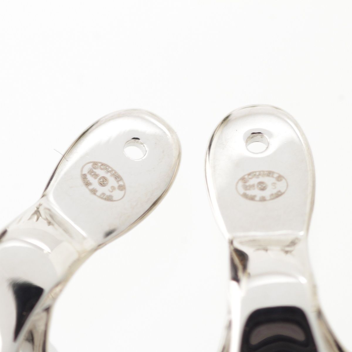 Chanel Silver CC Logo Star Earrings — view 7