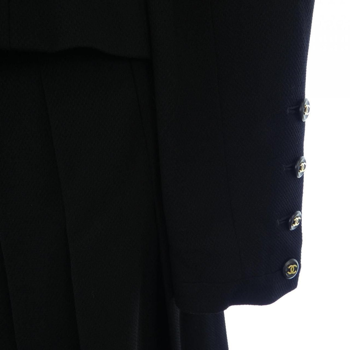 Chanel 95P Vintage Suit Black — view 6
