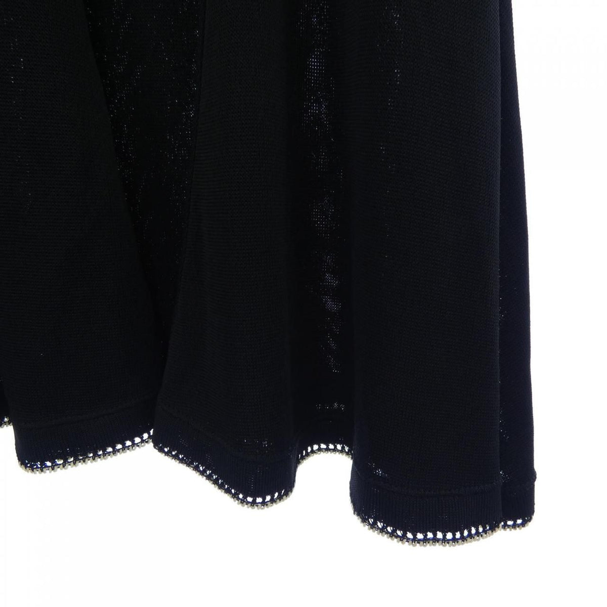 Chanel 93P Vintage Skirt Navy — view 6