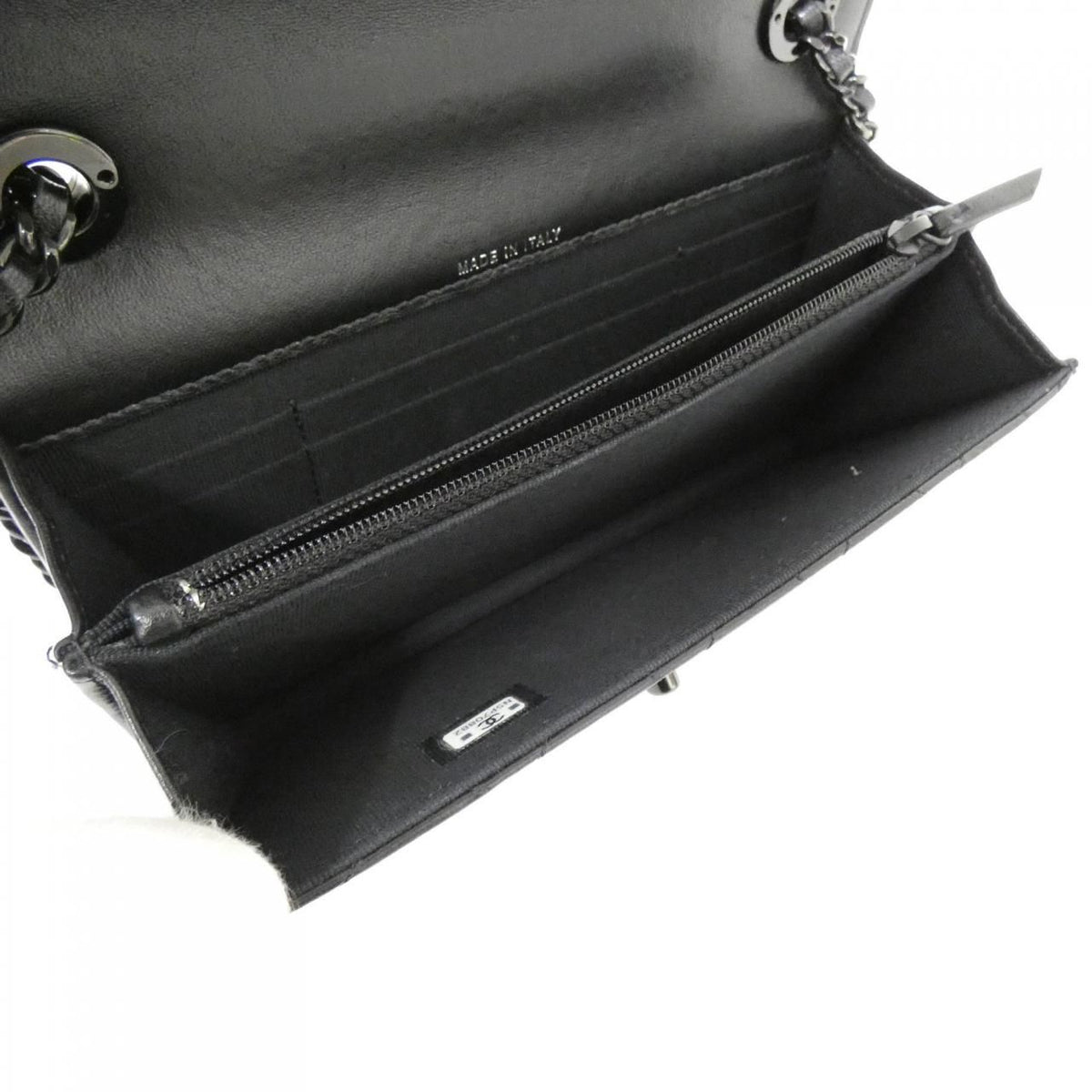 Chanel Chain Clutch Black — view 8