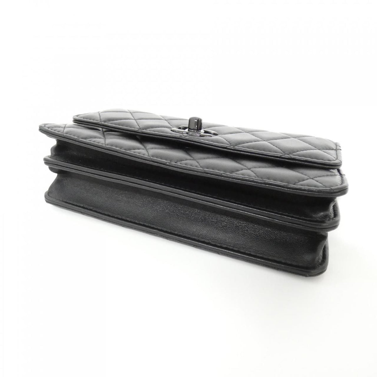 Chanel Chain Clutch Black — view 3