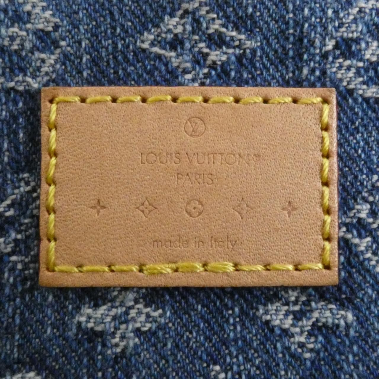 Louis Vuitton LV Remix Carryall MM Shoulder Bag — view 8