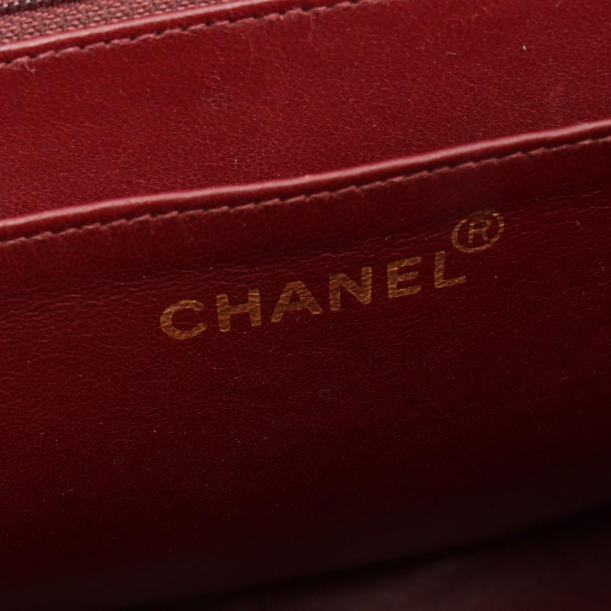 Chanel Shoulder Bag Maxi Quilted 34 Black Lambskin Chain — view 4