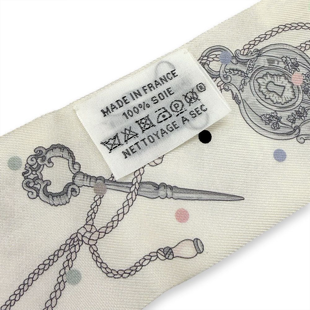 Hermes Cles Pore Twill Scarf — view 4
