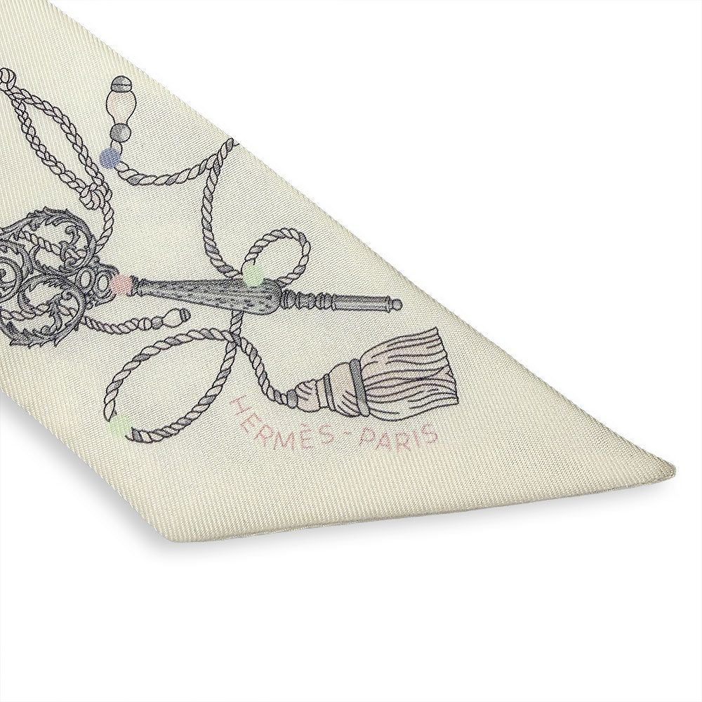 Hermes Cles Pore Twill Scarf — view 3