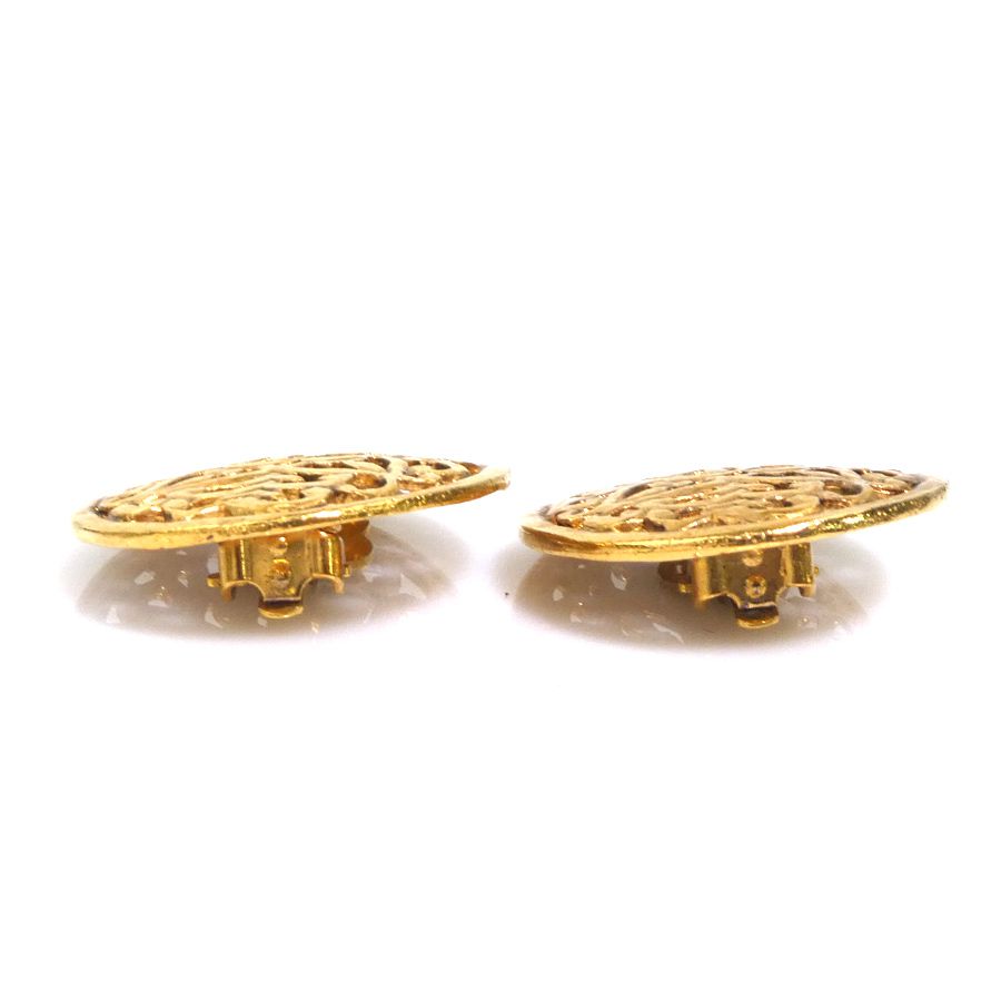 Chanel Earrings CC Logo — view 4