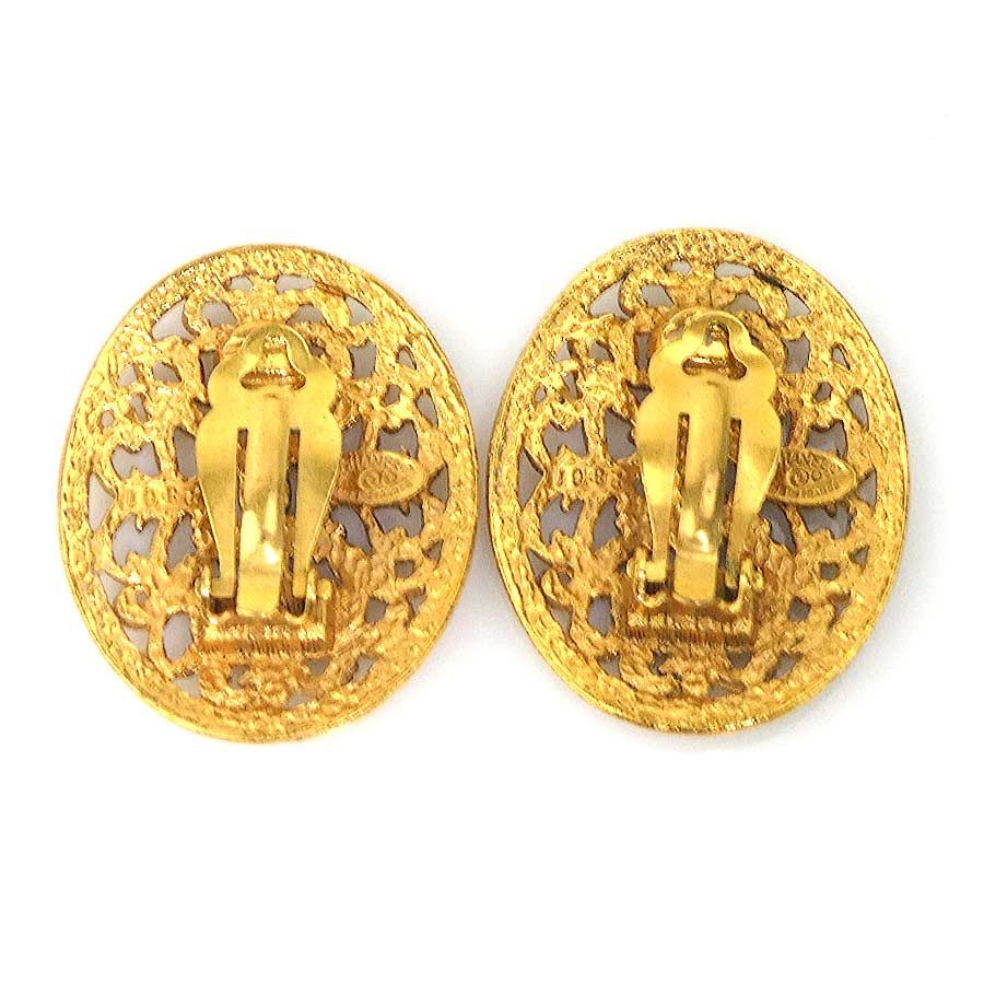 Chanel Earrings CC Logo — view 6