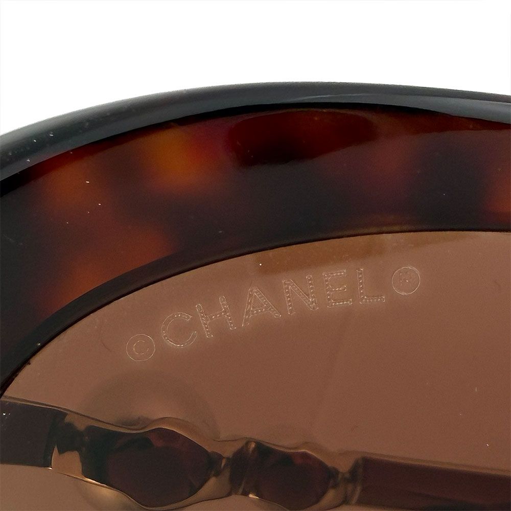 Chanel Faux Pearl CC Logo Sunglasses Eyewear — view 5