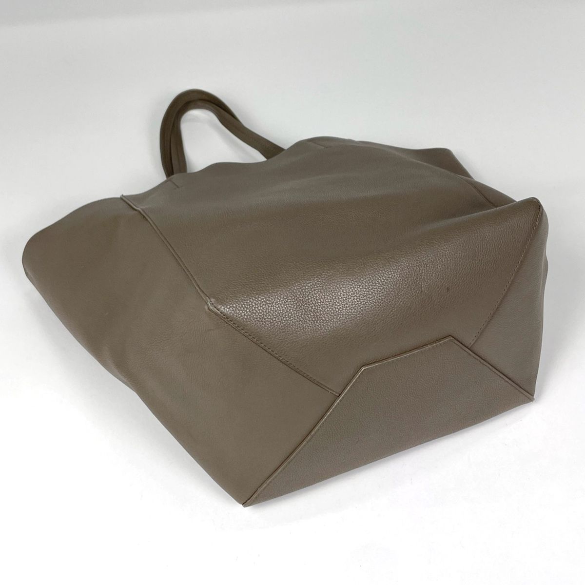 Celine Cabas Phantom Tote Bag Leather Gray — view 2
