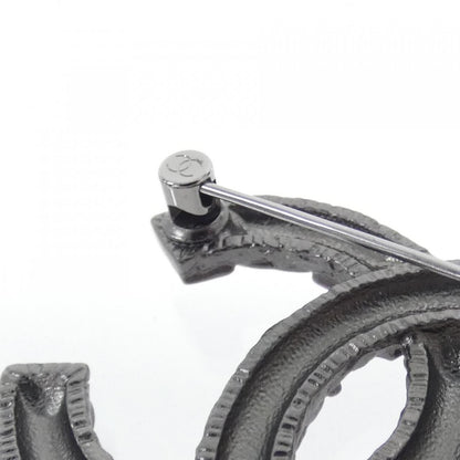 Chanel Brooch Pink — view 3