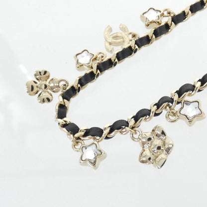 Chanel Choker Necklace Gold — view 3