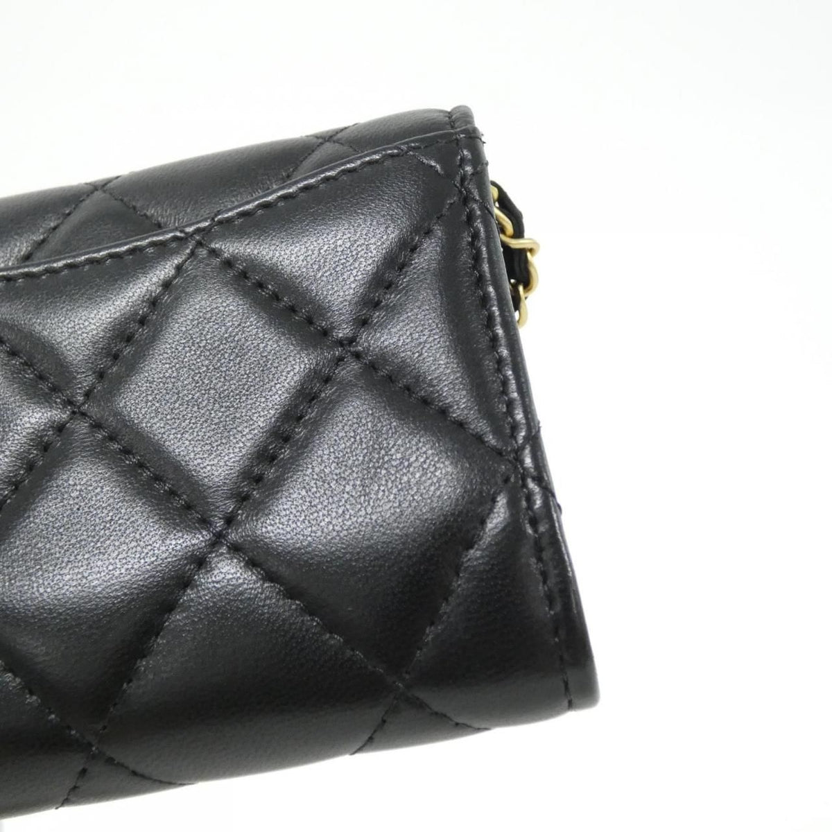 Chanel Chain Clutch Black — view 4