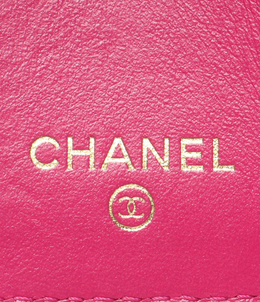 Chanel Trifold Wallet Gold Caviar Leather Quilted — view 5