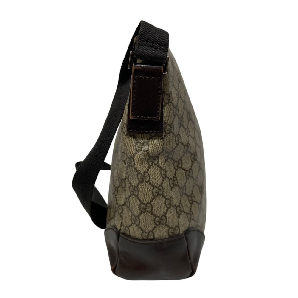 Gucci GG Supreme Shoulder Bag Brown — view 3