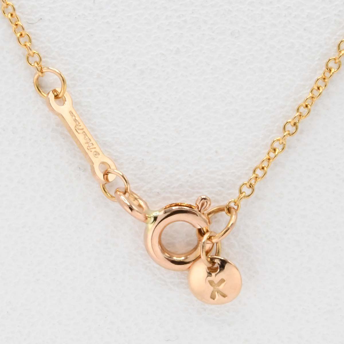 Tiffany & Co Heart & Arrow Pendant 750 Gold — view 3