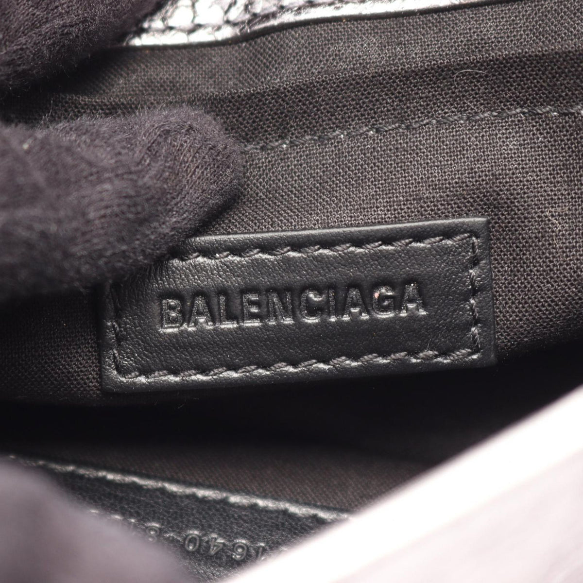 Balenciaga Shoulder Bag Le Cagole S Silver Leather — view 4