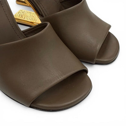 Fendi 170500 Heels 34 — view 8