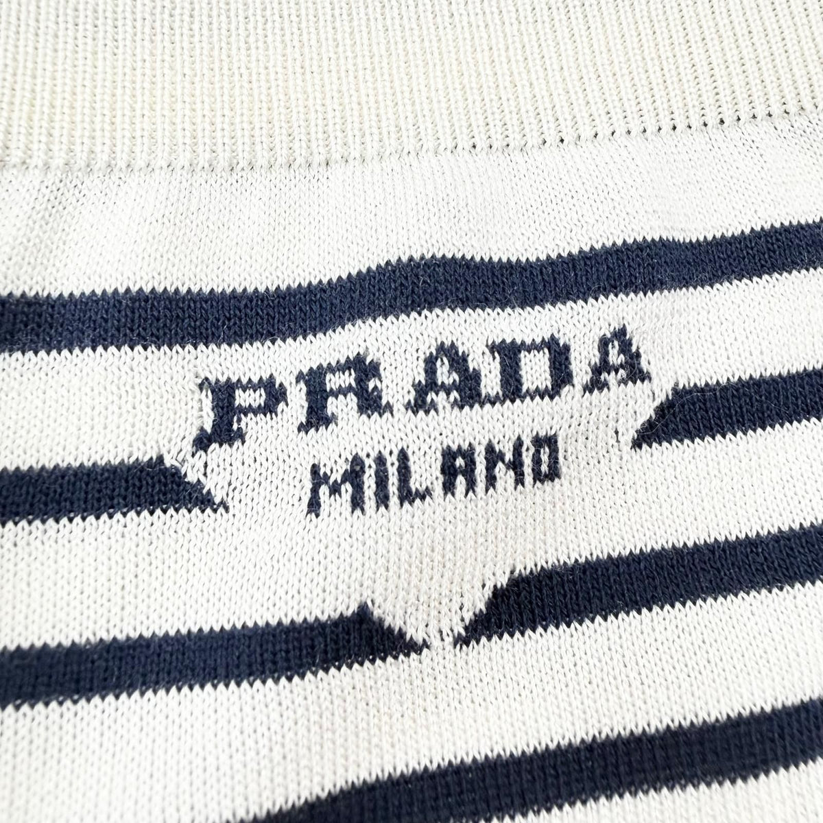 Prada Silk Cotton Border Pattern Shorts Navy Beige 50 — view 5