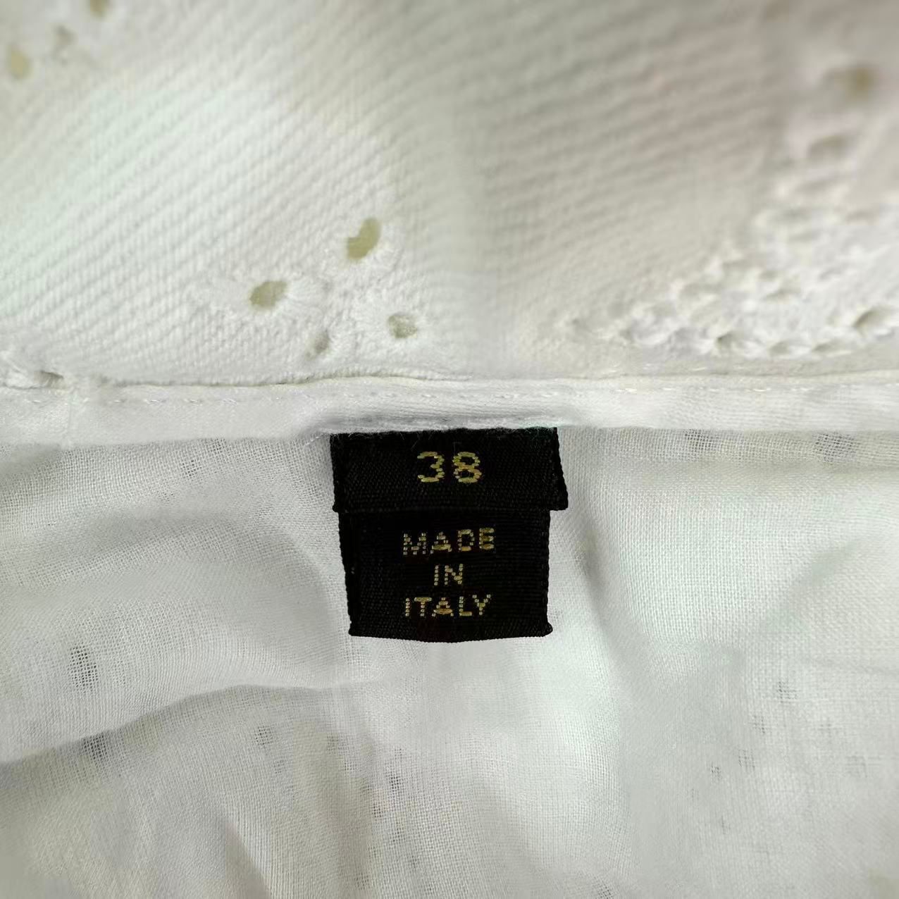 Louis Vuitton Monogram Shorts White 38 — view 4