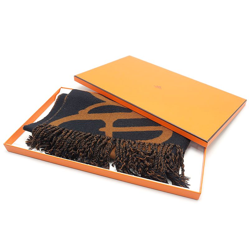 Hermes Book le Camaille Scarf Cashmere Black Brown — view 7