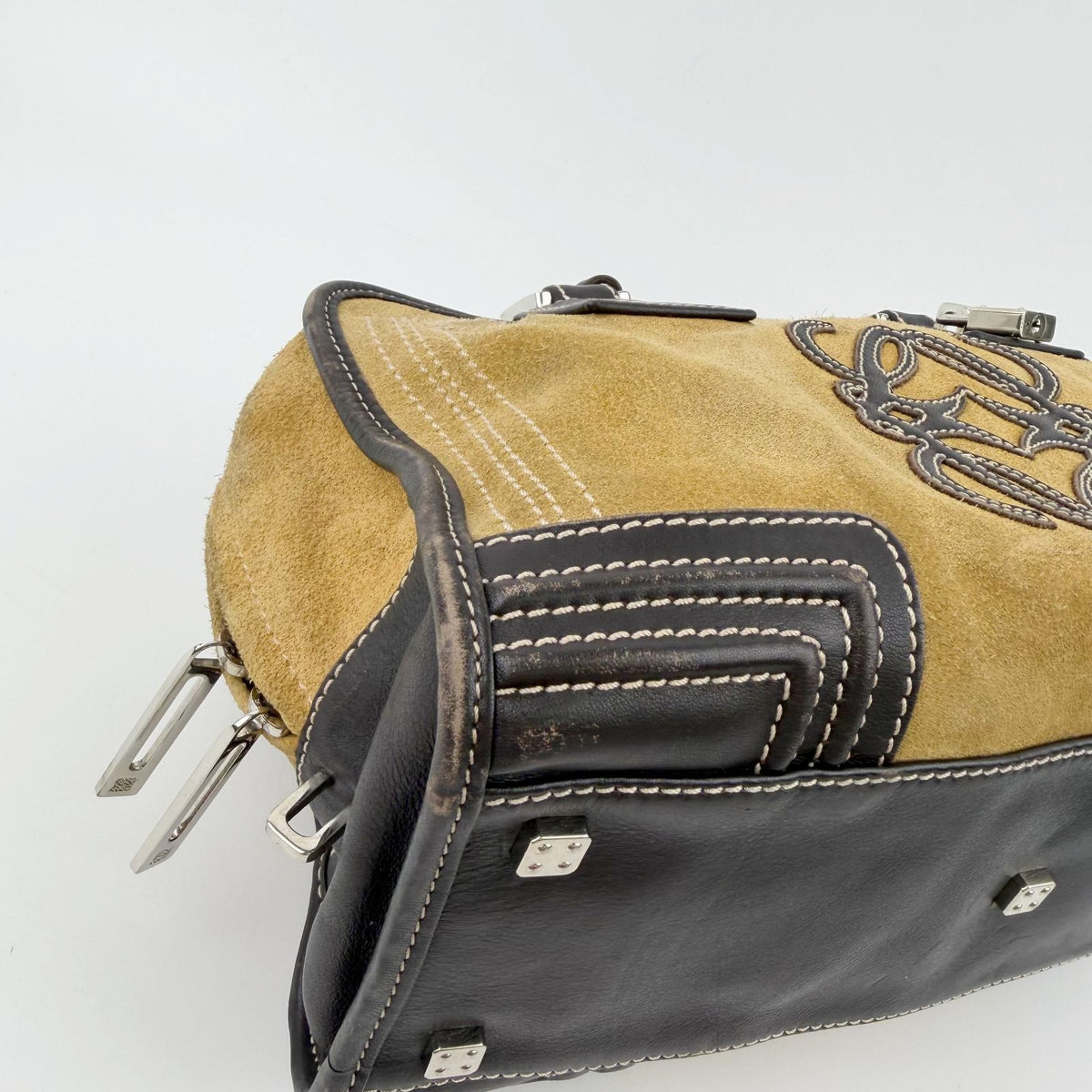 Loewe Amazona Anagram Handbag Suede Leather Mustard Brown Silver Vintage — view 8