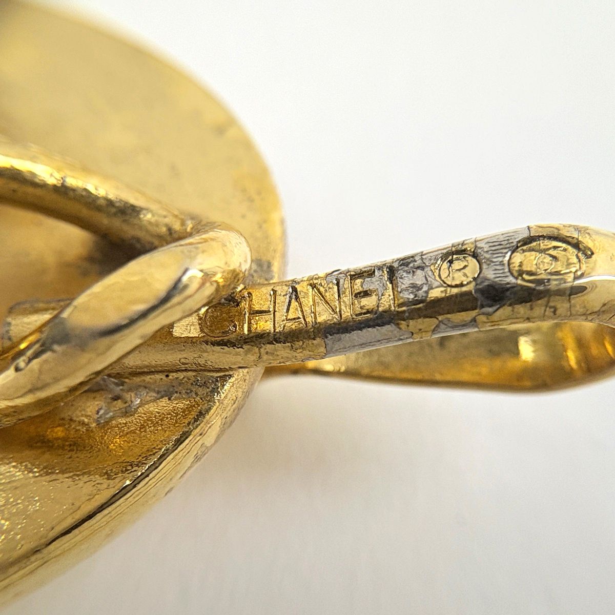 Chanel CC Logo Chain Belt Triple Strand Leather Gold Black — view 5
