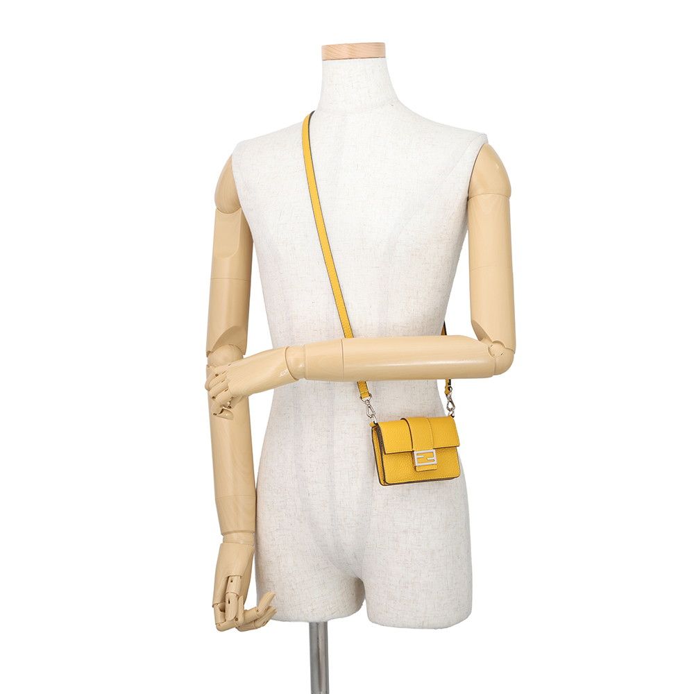 Fendi Shoulder Bag Micro Flat Baguette Pochette Leather — view 4