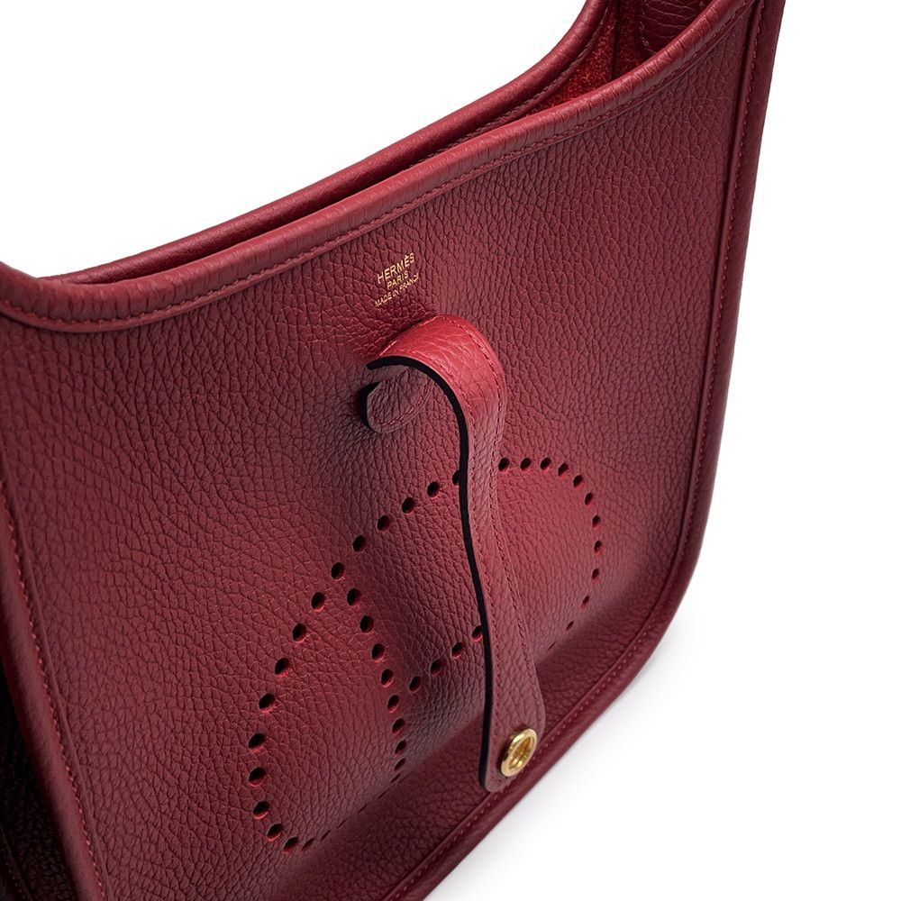 Hermes Shoulder Bag Evelyne 3 23 Rouge Ache Gold Taurillon Clemence — view 6