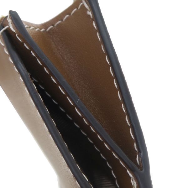 Gucci GG Supreme Compact Wallet — view 7
