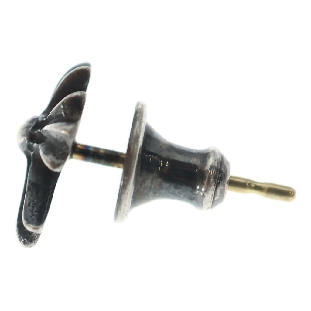 Chrome Hearts No2 CH CH Cross Studs Earrings Silver — view 3