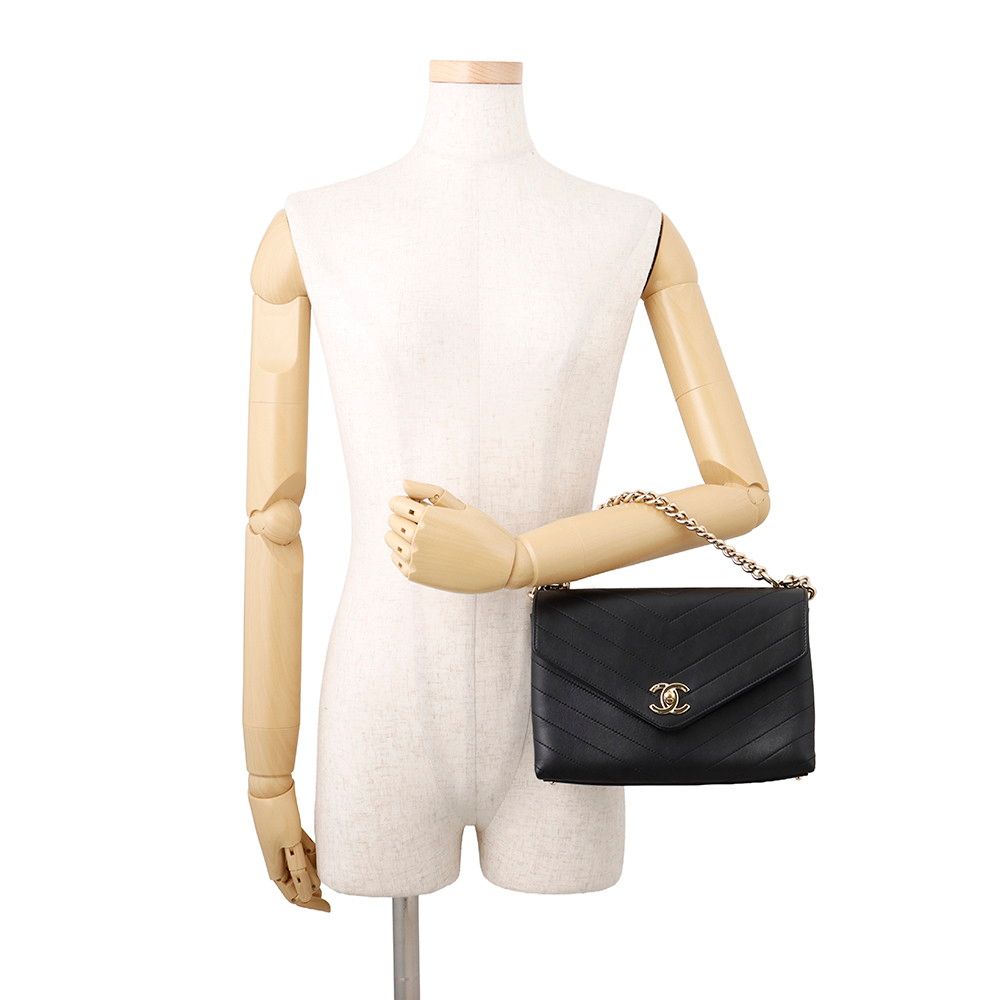 Chanel Chain Shoulder Bag Blanc CC Logo Leather Stitch Black 2-Way — view 4