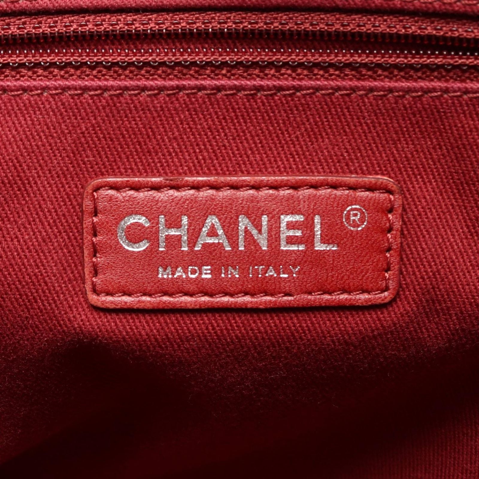 Chanel Tote Bag Deauville Red Canvas Leather Chain MM — view 4