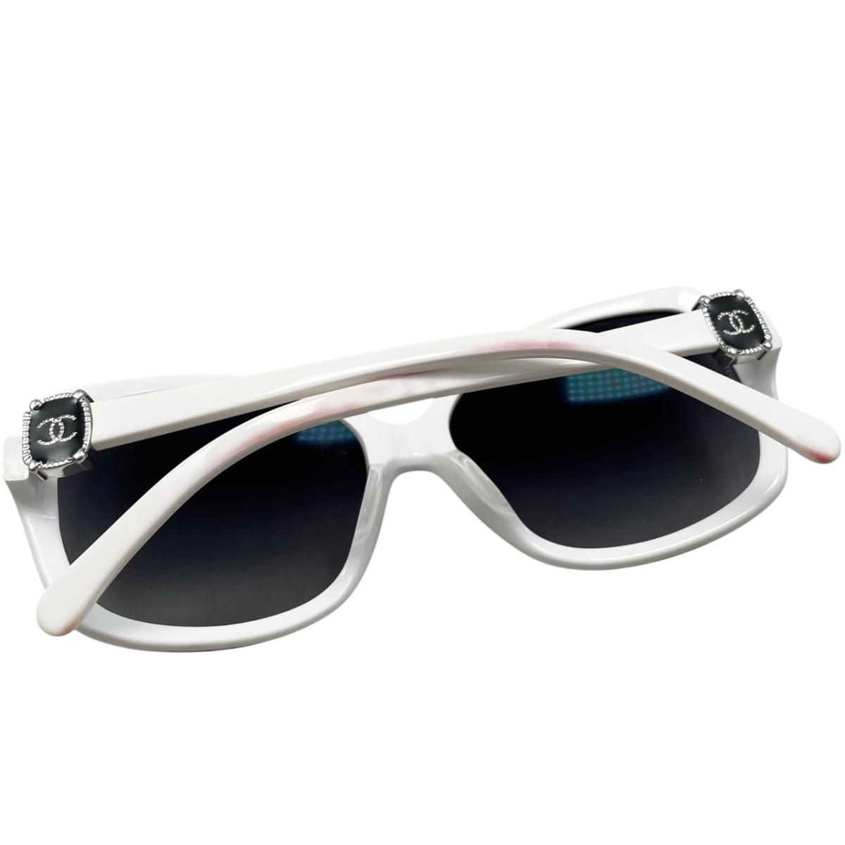 Chanel Sunglasses CC Logo Black White Eyewear — view 5