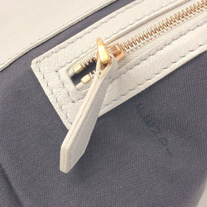 Fendi Mamma Bucket 2-Way Handbag Calfskin — view 8