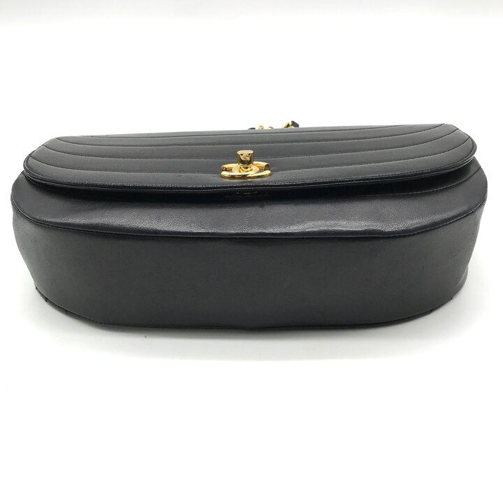 Chanel CC Logo Leather Half Moon Turnlock Chain Shoulder Bag Black — view 4