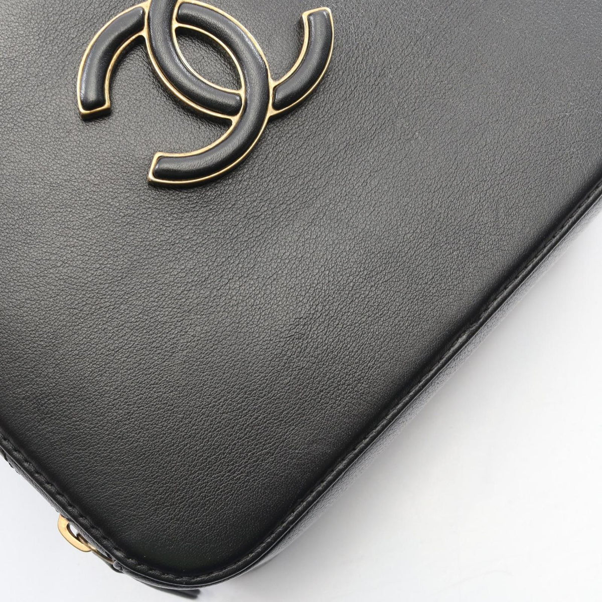 Chanel Shoulder Bag Quilted Vanity 2-Way Black Leather CC Logo Chain — view 6
