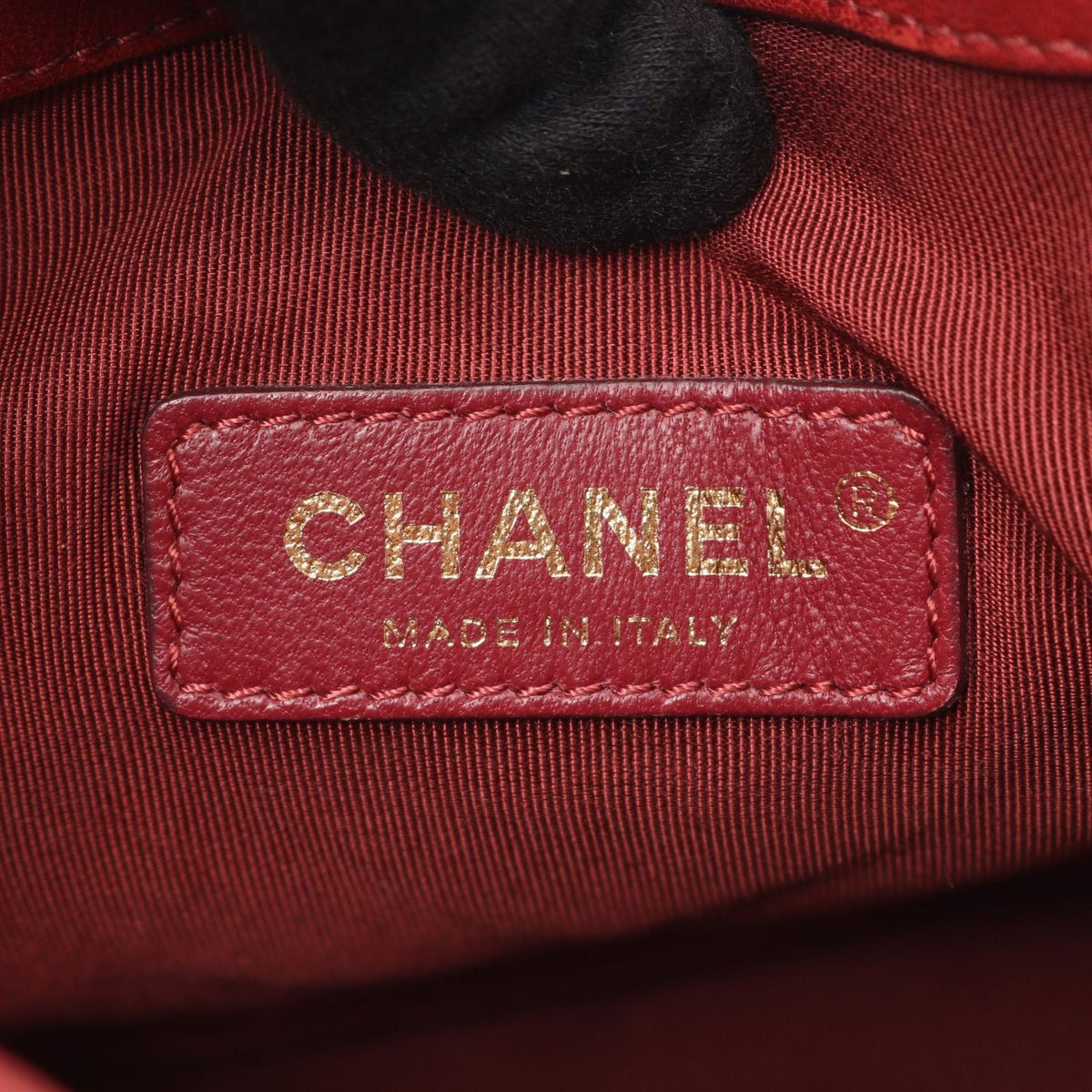 Chanel Shoulder Bag Chevron V-Stitch Drawstring Wine Red Leather — view 4