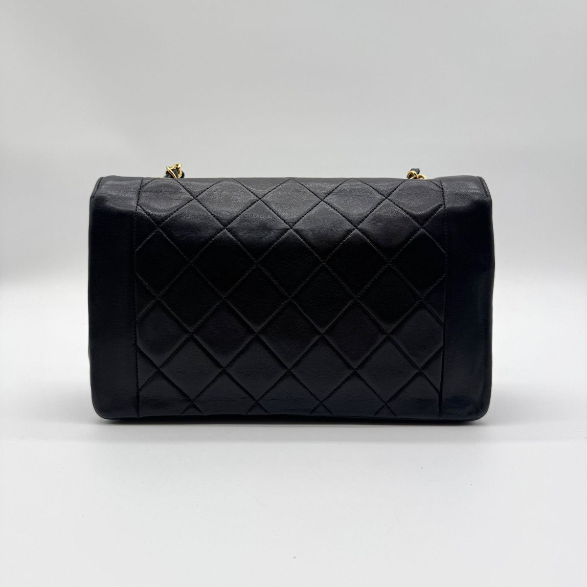 Chanel Large Shoulder Bag Diana Flap Quilted Black Leather CC Logo Turnlock — view 2