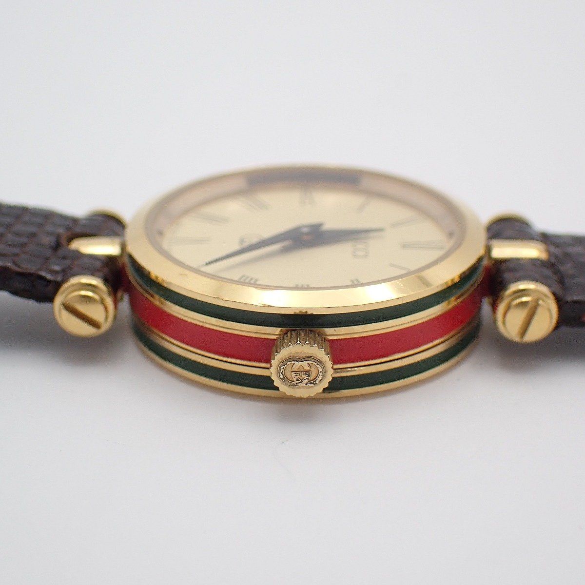 Gucci Round Watch Gold — view 6