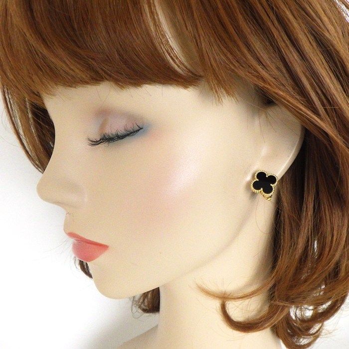 Van Cleef & Arpels Single Earring Vintage Alhambra Onyx 18K Yellow Gold — view 5