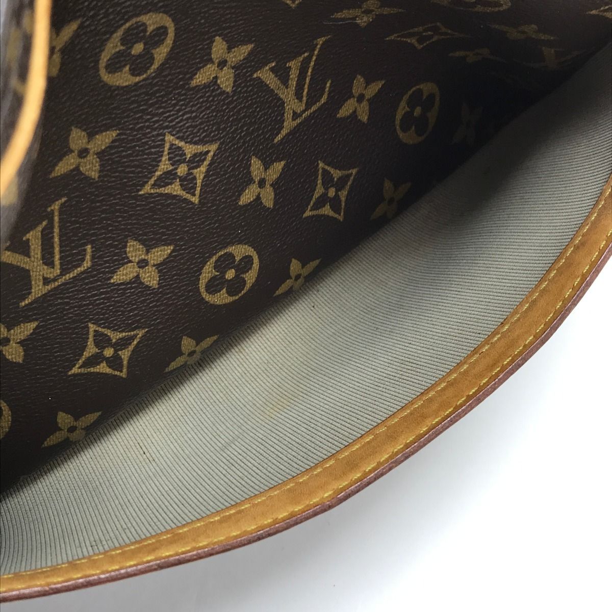 Louis Vuitton Shoulder Bag Monogram Reporter PM — view 7