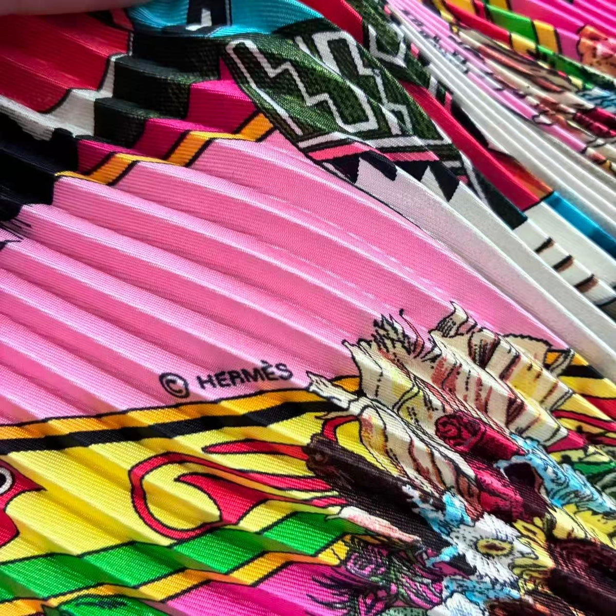 Hermes Scarf Pleats Silk Kachinas Pink — view 6