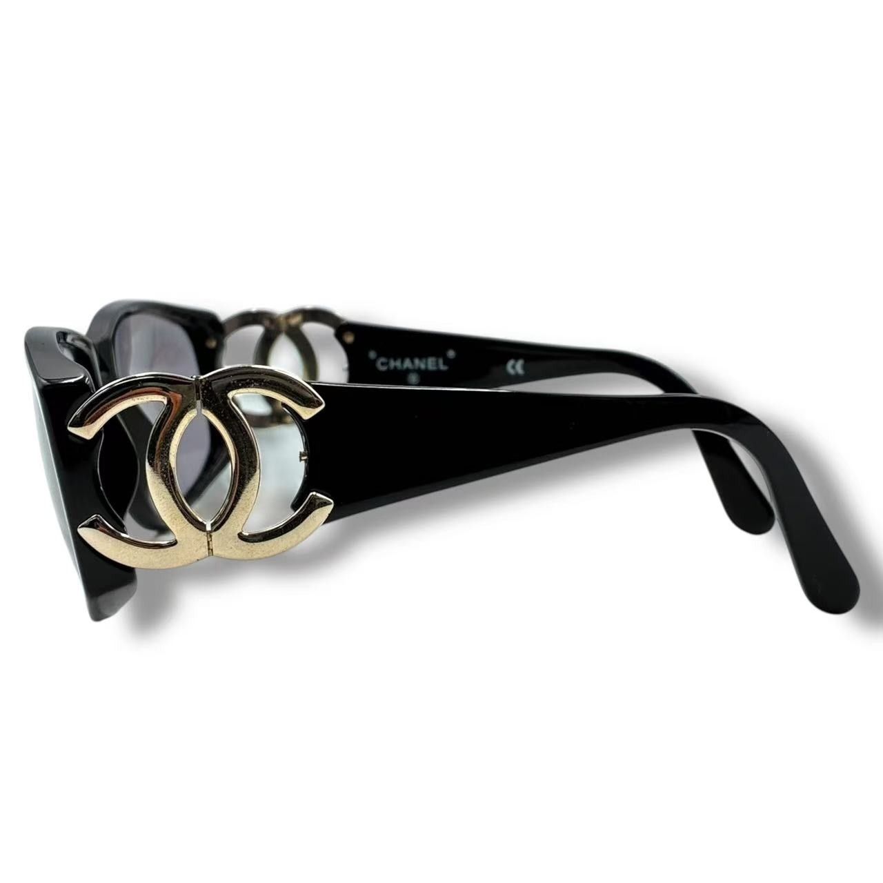 Chanel Sunglasses CC Logo Log Black Eyewear — view 4