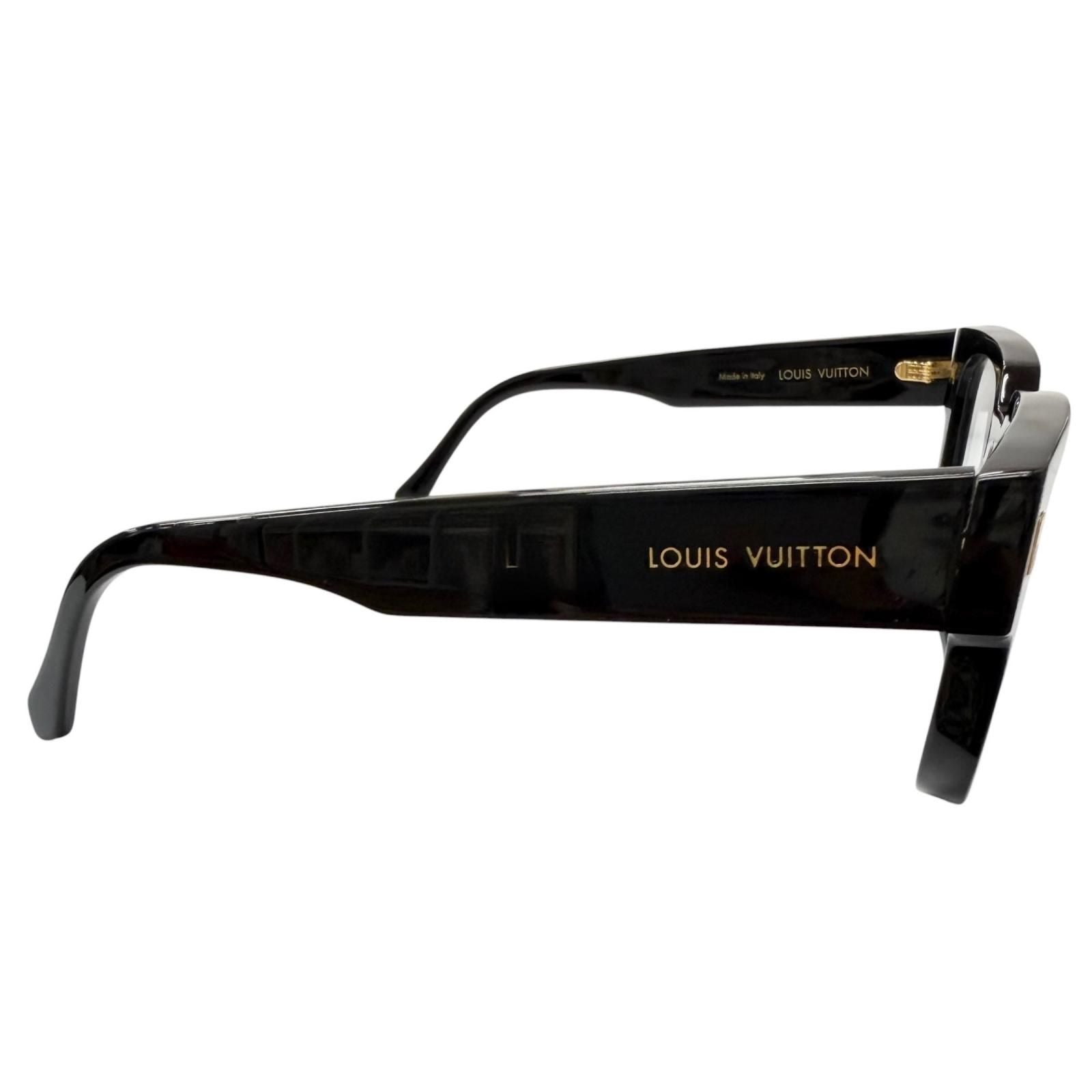 Louis Vuitton Optical LV Escape Blue Ray Light Purple External Cut Sunglasses — view 4