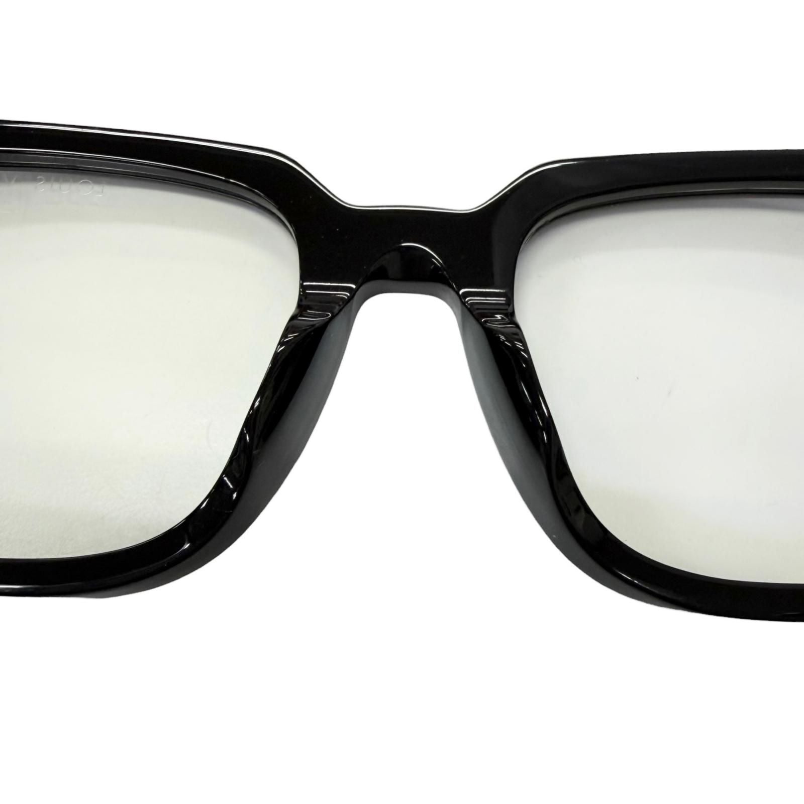 Louis Vuitton Optical LV Escape Blue Ray Light Purple External Cut Sunglasses — view 6