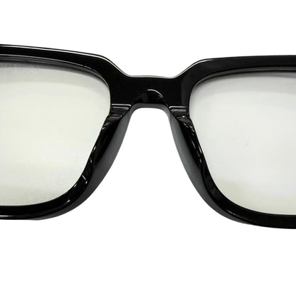 Louis Vuitton Optical LV Escape Blue Ray Light Purple External Cut Sunglasses — view 6