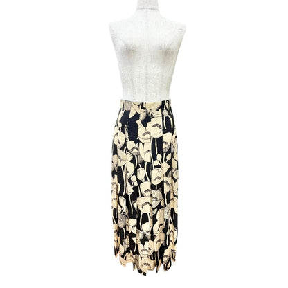 Gucci 100% Silk Poppy Flower All Over Pattern Long Pleated Skirt Beige Black 38 — view 2