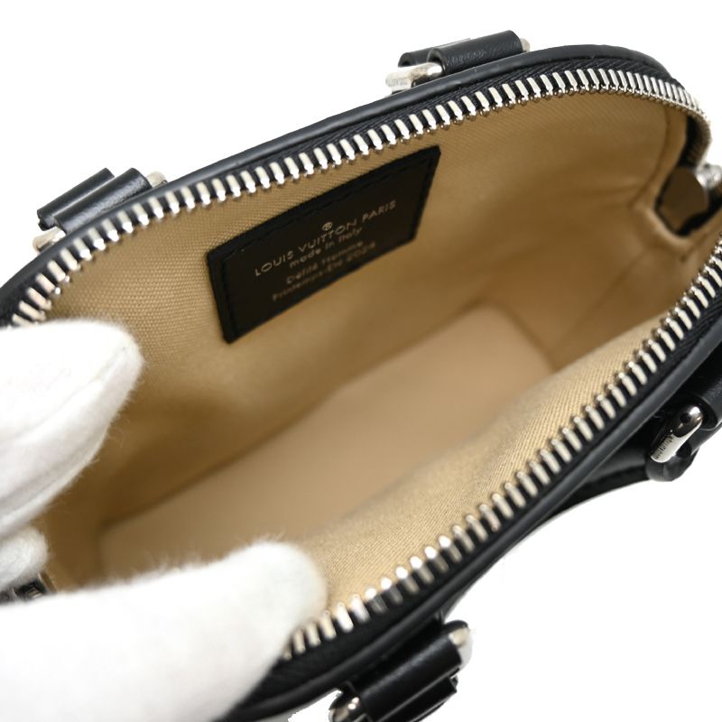 Louis Vuitton Shoulder Bag — view 5